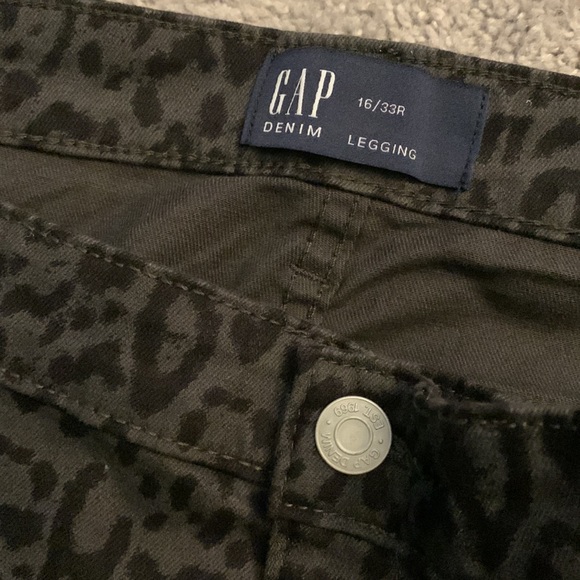 NWT GAP Black Animal Print Denim Leggings - Picture 10 of 10